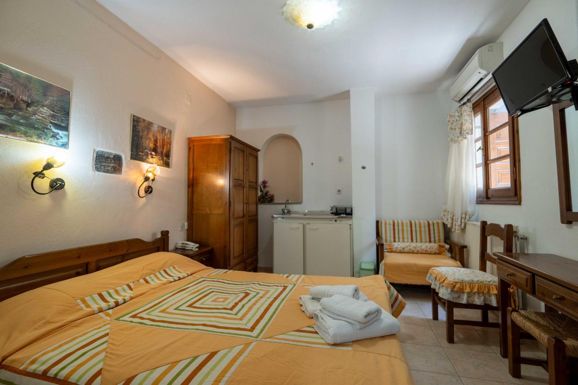 Guesthouse Papachristou Tsagarada Ngoại thất bức ảnh