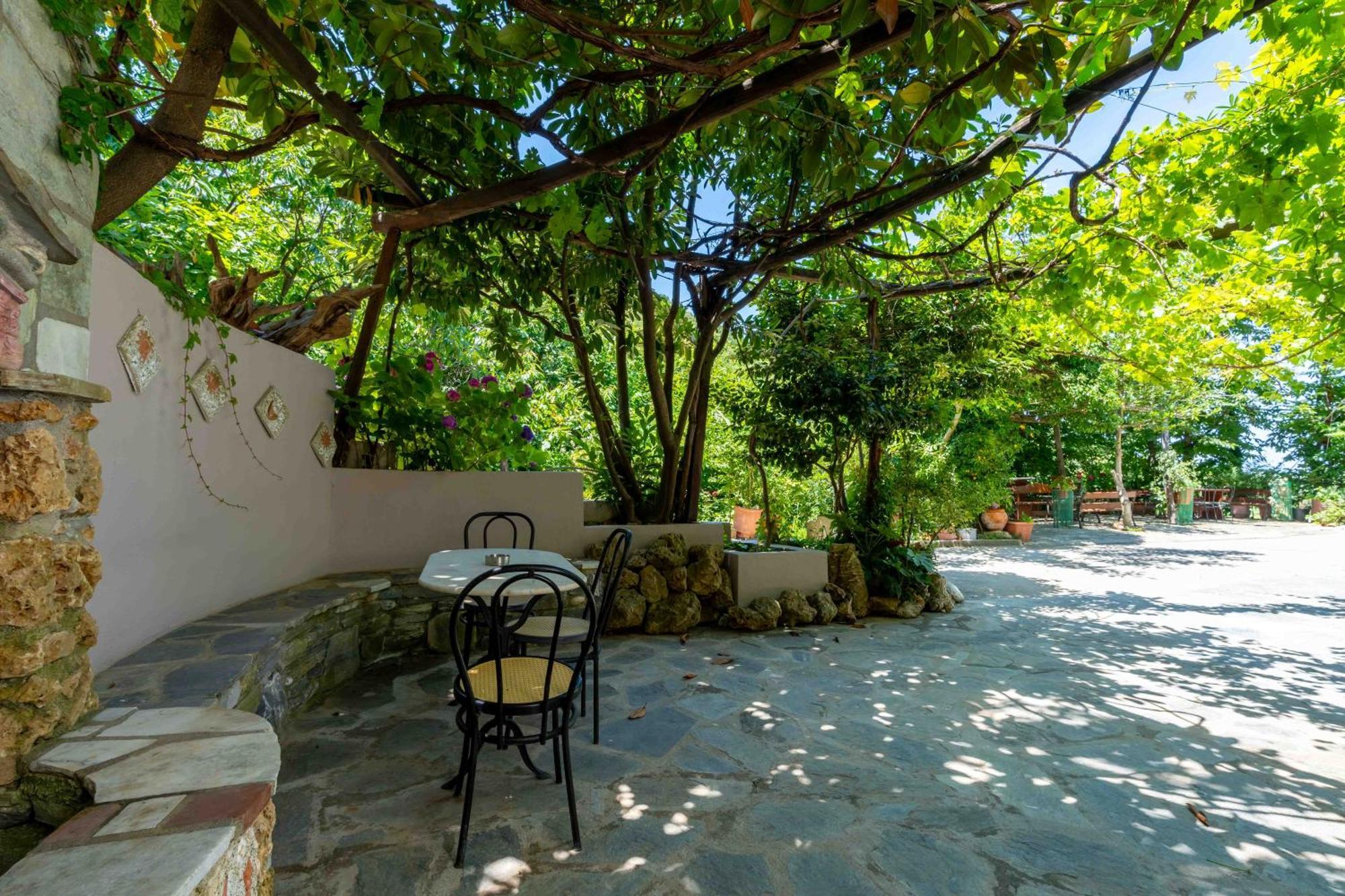 Guesthouse Papachristou Tsagarada Ngoại thất bức ảnh