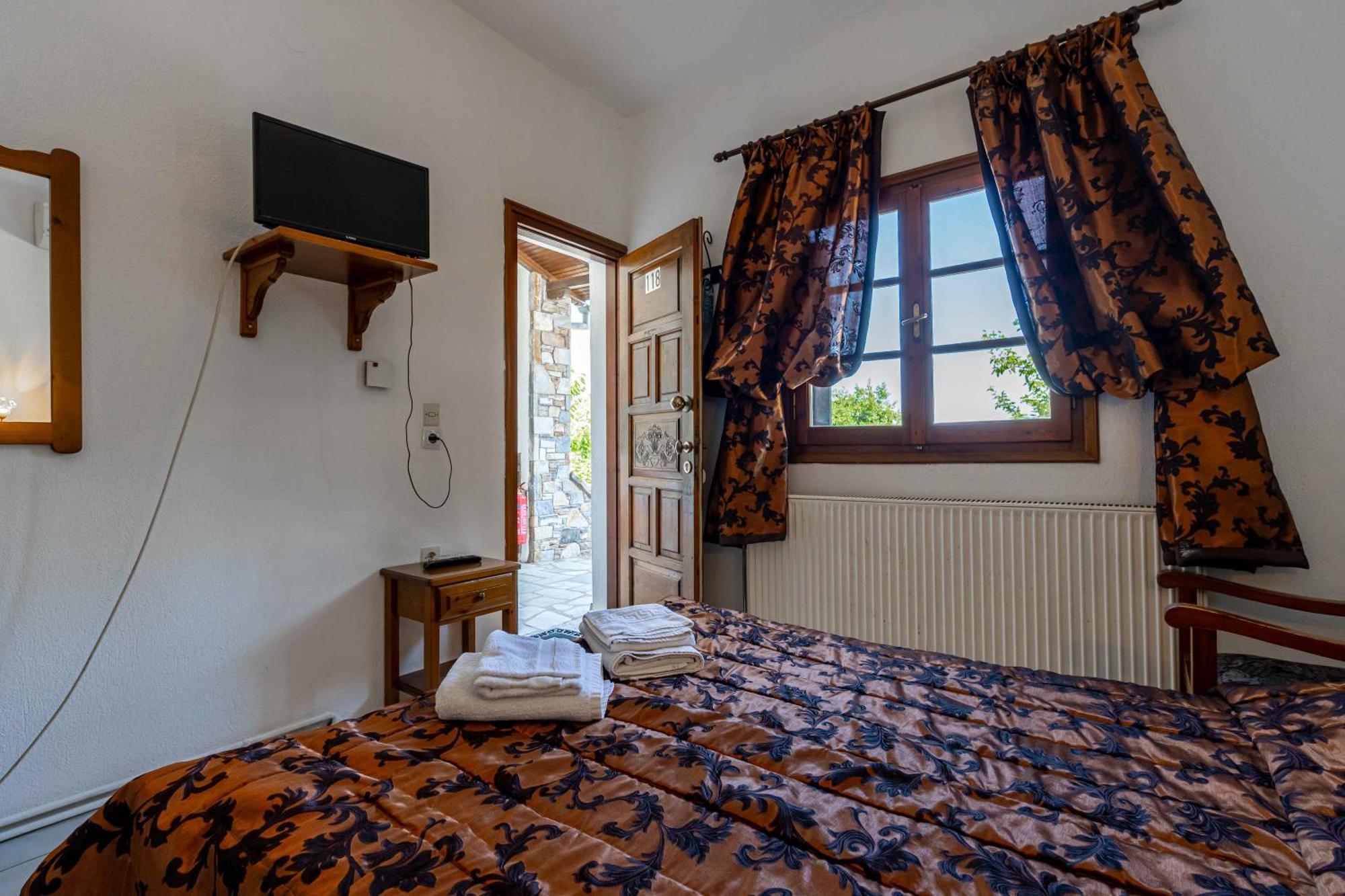 Guesthouse Papachristou Tsagarada Ngoại thất bức ảnh