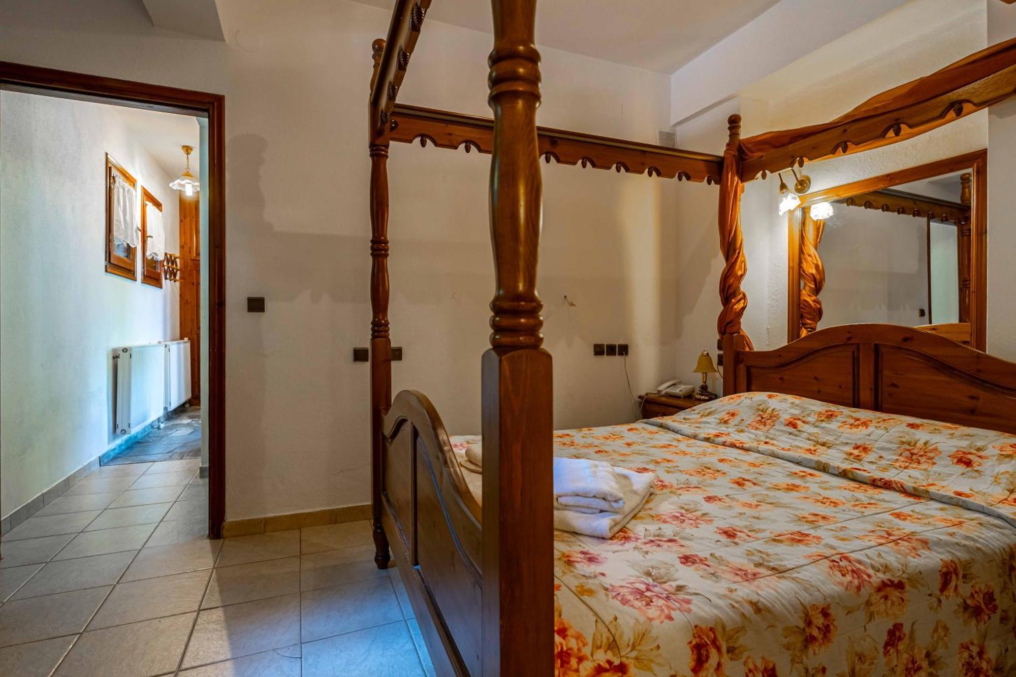 Guesthouse Papachristou Tsagarada Ngoại thất bức ảnh