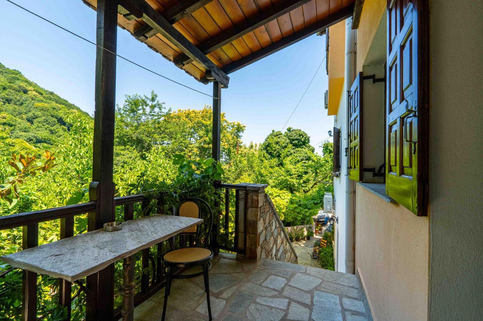 Guesthouse Papachristou Tsagarada Ngoại thất bức ảnh