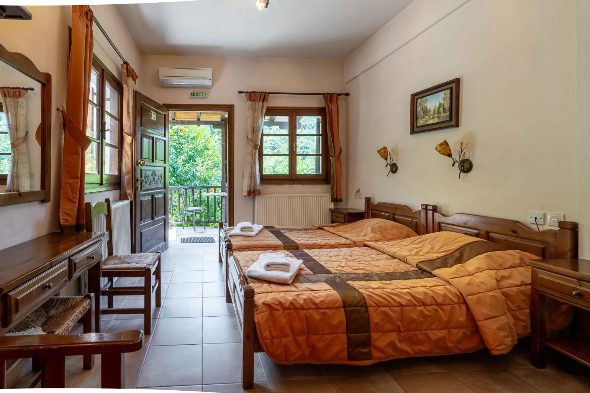 Guesthouse Papachristou Tsagarada Ngoại thất bức ảnh