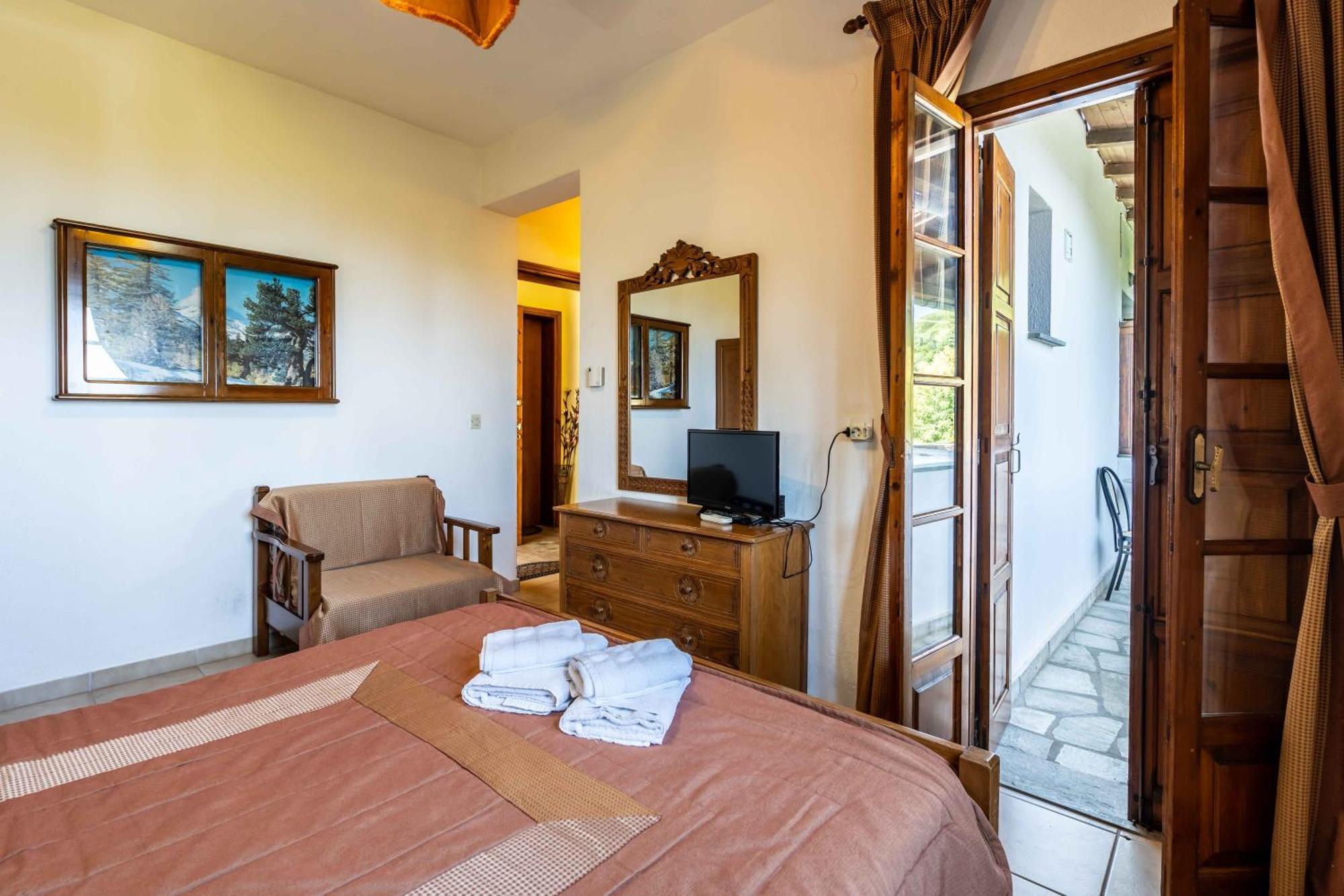 Guesthouse Papachristou Tsagarada Ngoại thất bức ảnh